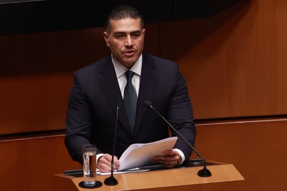 Omar García Harfuch, titular de la SSPC federal, en comparecencia en el Senado.