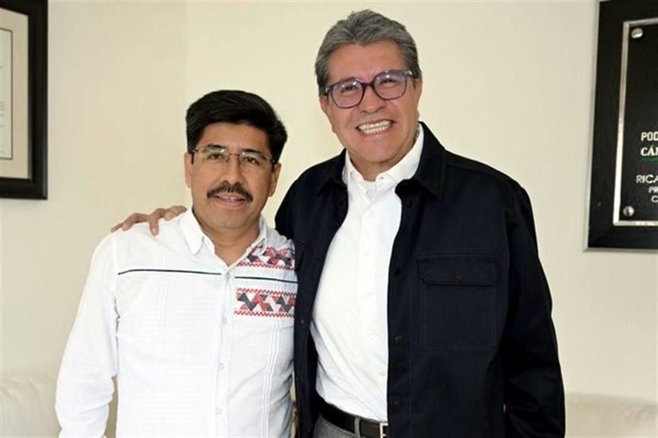 Hugo Aguilar y Ricardo Monreal sostuvieron una reunión privada.