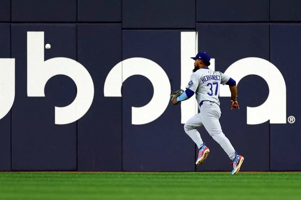 Los Angeles does not relinquish the crown of the Majors.