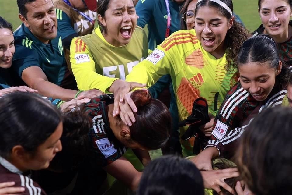 Gran ilusión en el Tri Sub 17 femenil.