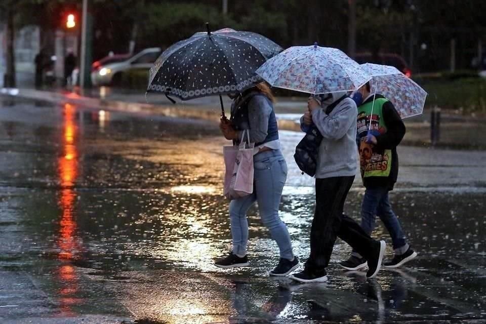 SMN advirtió que este miércoles se registrarán lluvias fuertes en la región de la Huasteca de Veracruz, Puebla, Hidalgo y San Luis Potosí.