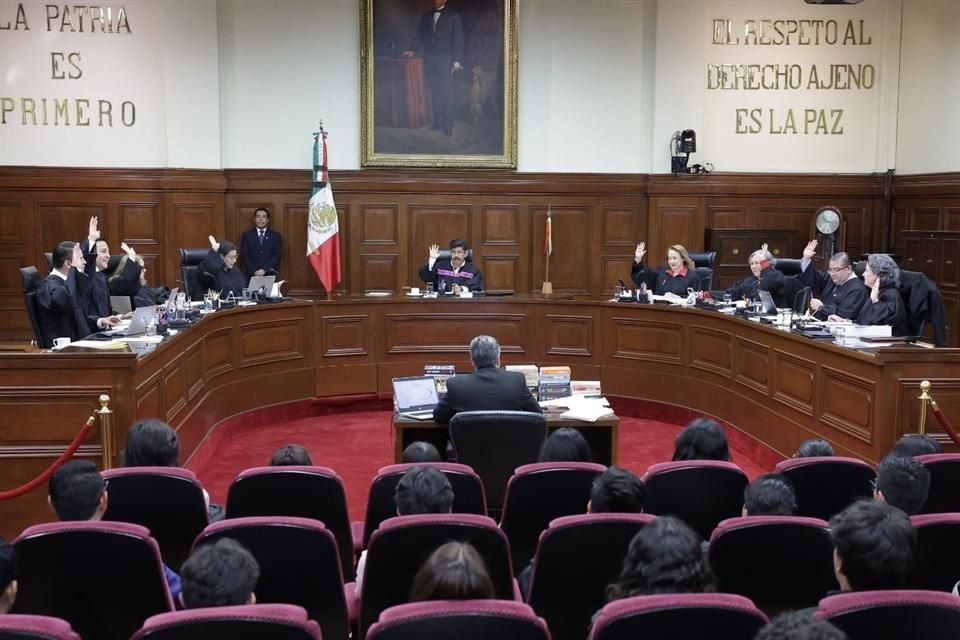 Los Ministros Irving Espinosa y Loretta Ortiz publicaron hoy proyectos para declarar Constitucionales tres reformas, impugnadas por la Comisión Nacional de Derechos Humanos (CNDH) y Oposición.