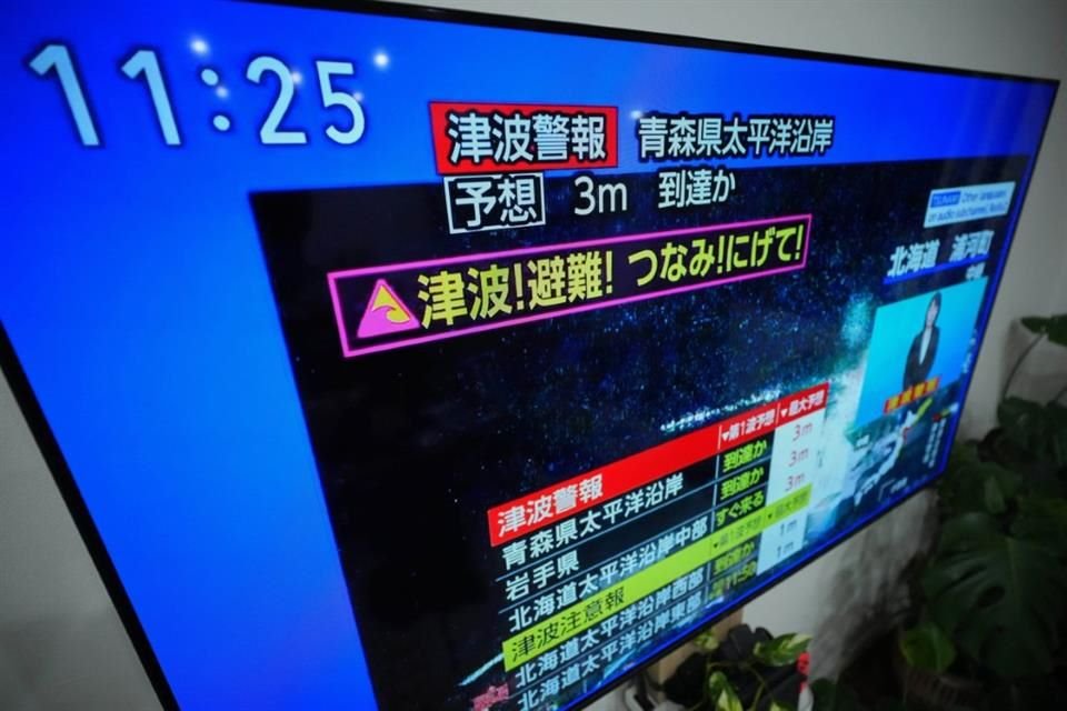 Un sismo de magnitud 7.6 se registró en Aomori, prefectura de Japón, por lo que las autoridades emitieron alerta de tsunami en la isla.