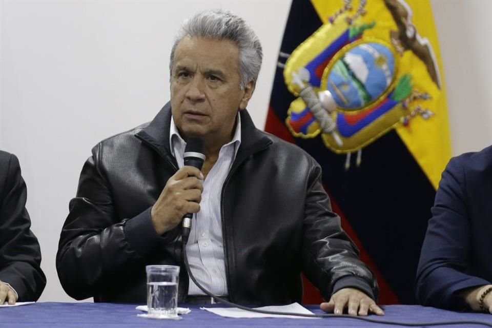 El ex Presidente Lenin Moreno durante una conferencia en Quito, el 13 de octubre del 2019.
