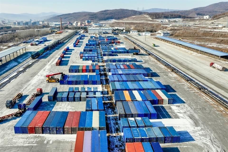 China exhorta a México a corregir sus prácticas incorrectas de unilateralismo y proteccionismo.