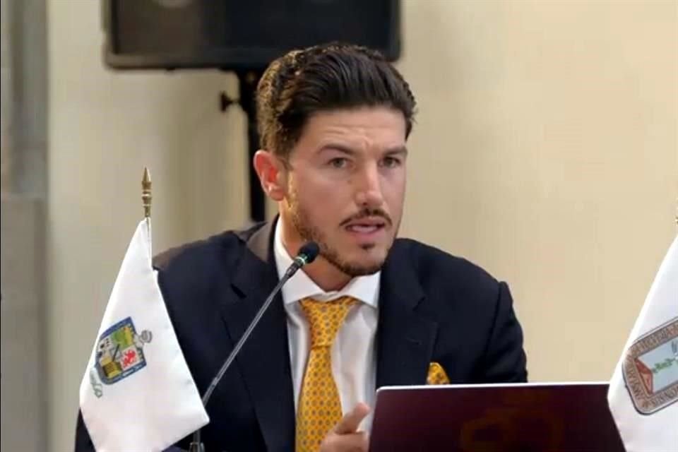 Luego de quejarse del Congreso de Nuevo León, el Gobernador García pidió no politizar el gasto destinado a combatir la inseguridad.